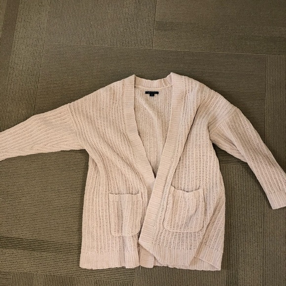 American Eagle cardigan - Picture 1 of 3